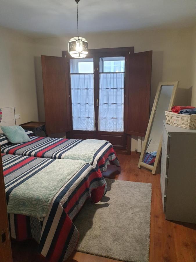 Apartamento Cine Colon Ribadeo Ngoại thất bức ảnh