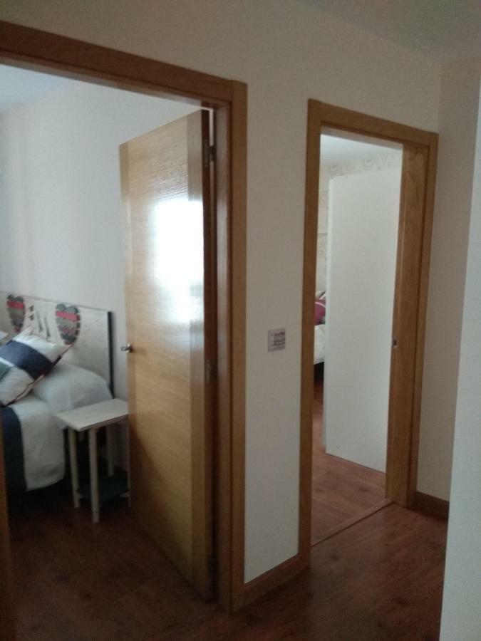 Apartamento Cine Colon Ribadeo Ngoại thất bức ảnh