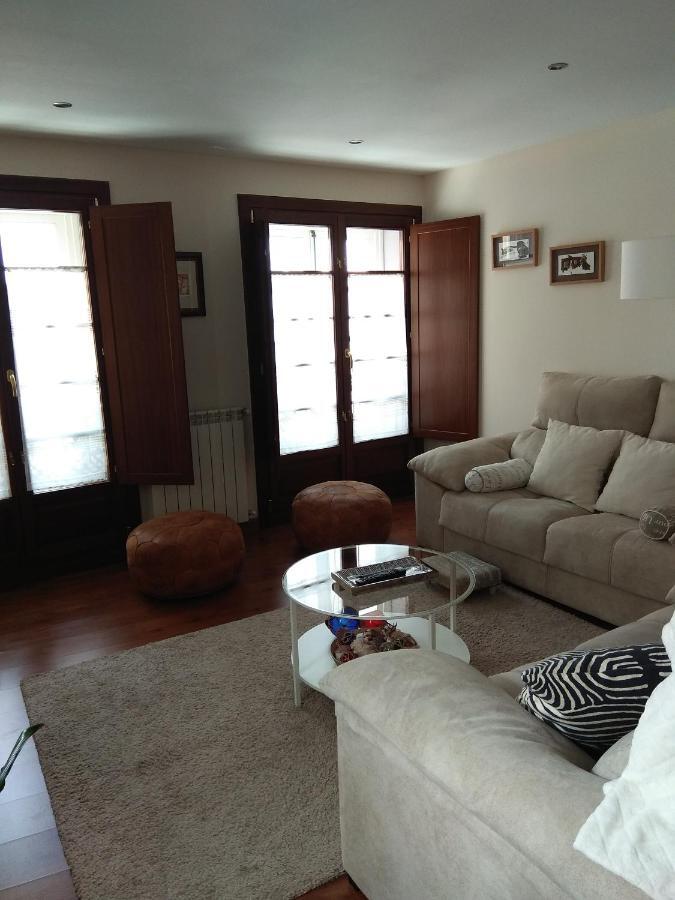 Apartamento Cine Colon Ribadeo Ngoại thất bức ảnh
