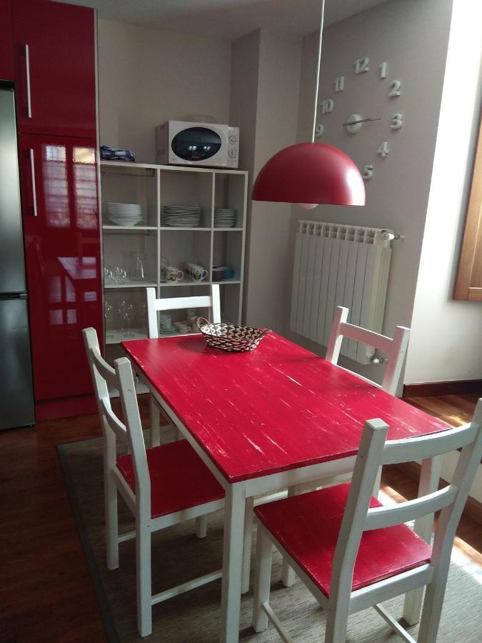 Apartamento Cine Colon Ribadeo Ngoại thất bức ảnh